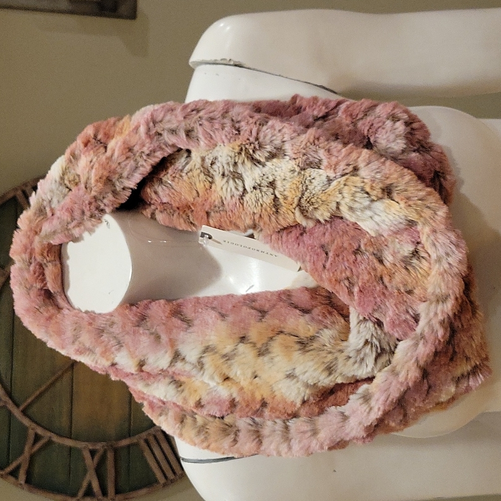 Anthropologie Remy  faux fur stole scarf - Picture 3 of 11